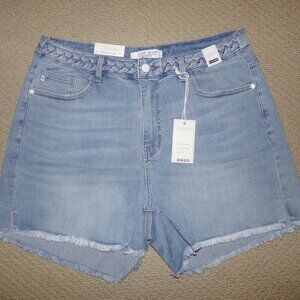 JUDY BLUE BRAIDED WAISTBAND DENIM SHORTS SZ 2XL